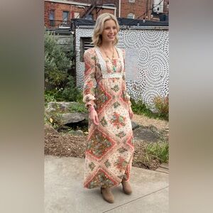 Vintage maxi dress with lace detail